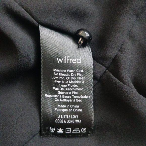Aritzia Wilfred Louise Dress, Black Chiffon, long sleeves wrap dress - Picture 16 of 16
